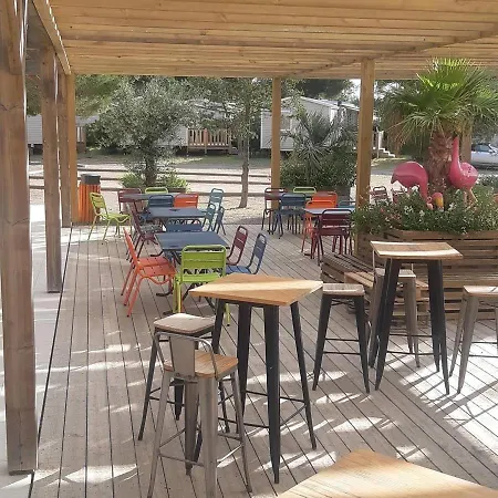 Mobil-home 97 אתר קמפינג